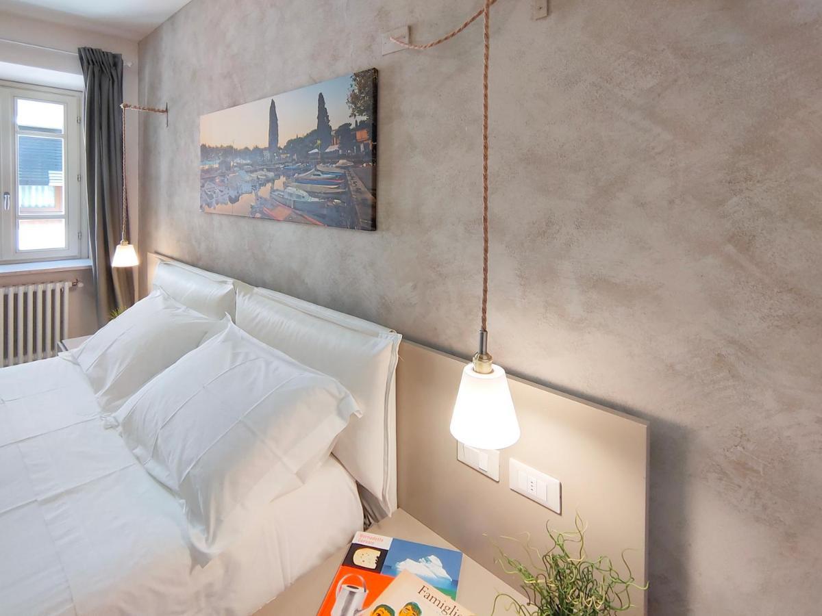 Chiare Ginestre Apartamento San Felice del Benaco Exterior foto